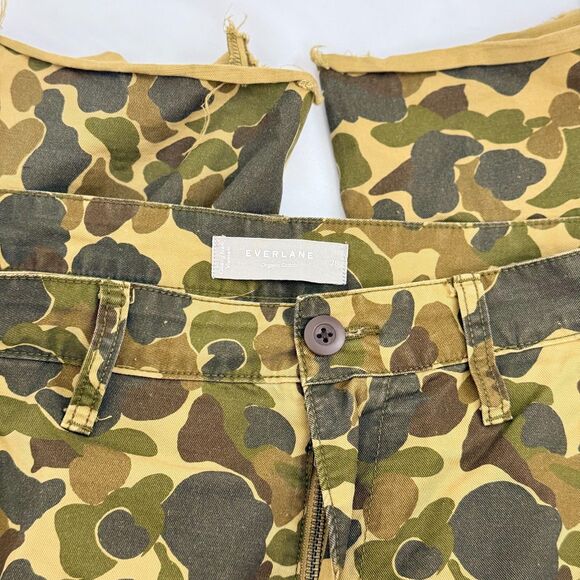 EVERLANE The Camo Cargo Pant 28 Green Fatigue Army Duck Hunting EUC A3 - Picture 4 of 5